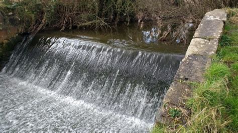 River weir © Derek Henry :: Geograph Britain and Ireland