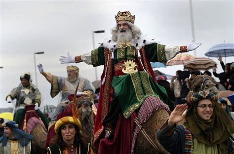 Christians around the world celebrate Epiphany | Three kings, Celebration around the world, Eloy