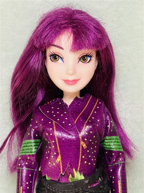 DISNEY DESCENDANTS 2 - Isle of the Lost - Mal Doll - Purple Hair, Outfit, Boots $14.99 - PicClick