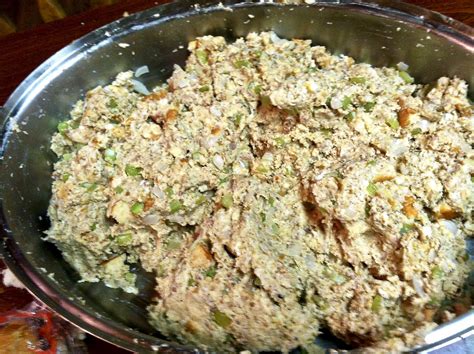 Try this EASY Bread Stuffing with Sausage recipe for your Thanksgiving ...