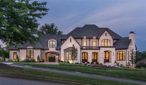 Luxury Homes In Nashville Tennessee | Premiere Properties Group