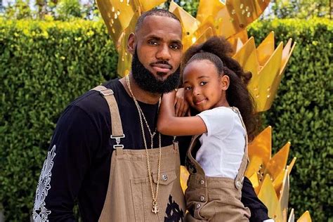 LeBron James has an adorable lunch date with his daughter: "She's crazy ...