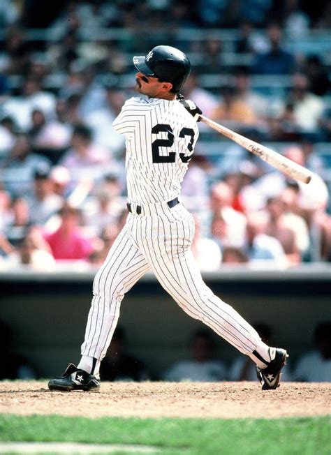 Don Mattingly New York Yankees Editorial Image - Image of base, athlete: 21168710