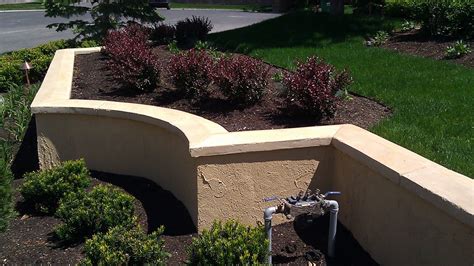 Stucco Tech: Platinum Landscape - Retaining Wall