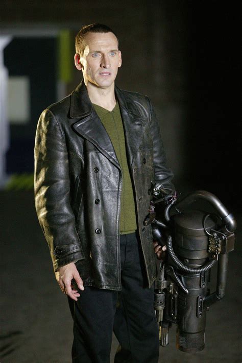 Christopher Eccleston as the 9th Doctor in DALEK (2006). | Expediente x ...