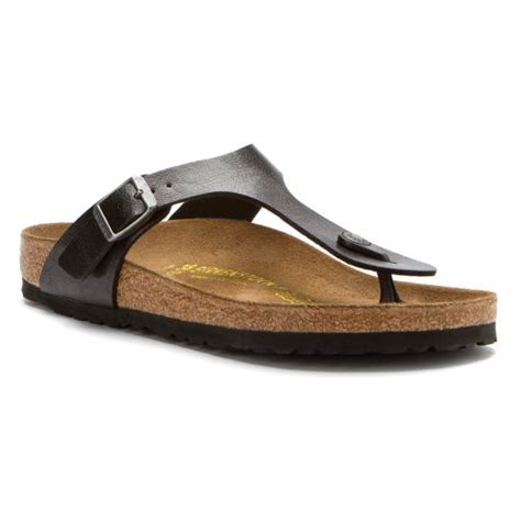 Most Comfortable Sandals for Travel (2019 Guide)