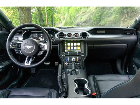 2021 Ford Mustang: 245 Interior Photos | U.S. News & World Report