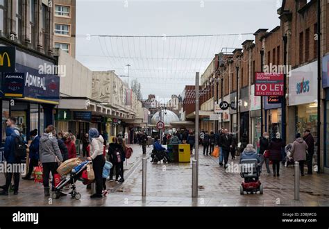 Motherwell shopping centre hi-res stock photography and images - Alamy