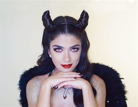 DEVIL HAIR HORNS, HALLOWEEN TUTORIAL - Sherry Maldonado