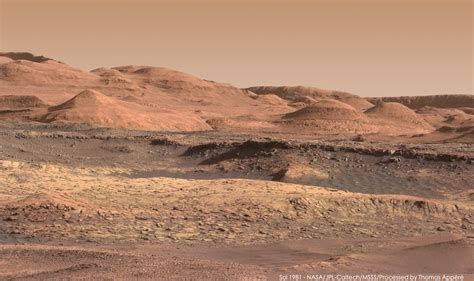 Stunning new panorama of the foothills of Mount Sharp on Mars – planetaria