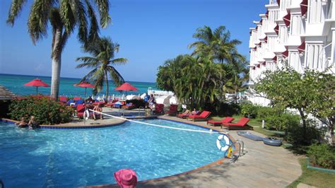 Royal Decameron Montego Bay Cheap Vacations Packages | Red Tag Vacations