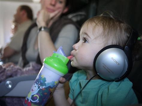 The 10 Best Headphones for Babies and Toddlers on Planes