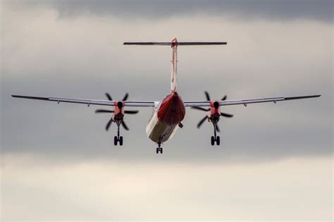 De Havilland set to pause Dash 8 Q400 production, future uncertain ...