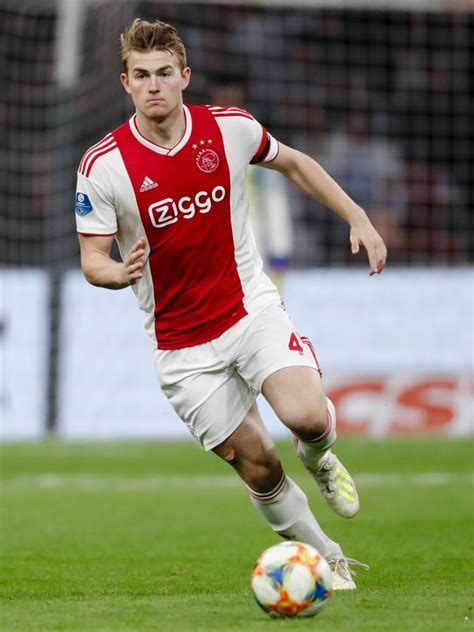 AMSTERDAM, NETHERLANDS - APRIL 23: Matthijs de Ligt of Ajax during the ...