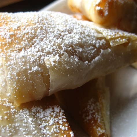 Apple Turnovers using Phyllo Dough