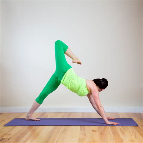 Yoga Poses to Tone Arms and Upper Back | POPSUGAR Fitness