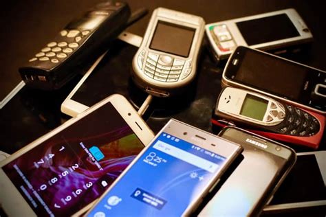 Evolution of mobile phones in Nigeria: How competition made expensive ...