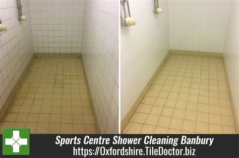 Deep Cleaning ceramic Floor Tiles in Banbury - Shower Tile and Grout ...