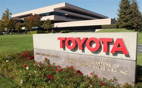 Toyota Corporate Office Headquarters & Customer Service Info