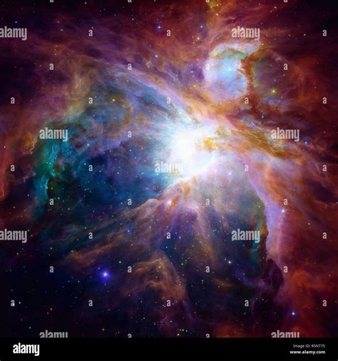 Hubble panoramic view of Orion Nebula reveals thousands of stars Stock Photo - Alamy