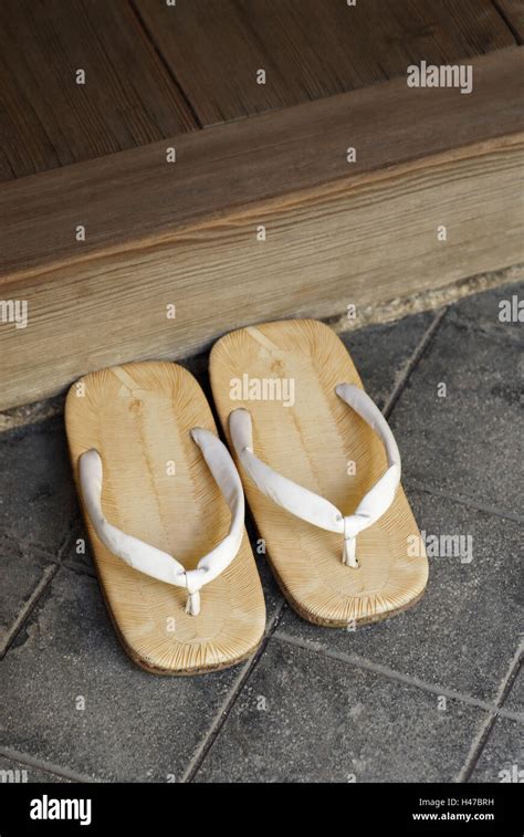 Zori, sandals, Japanese Stock Photo - Alamy