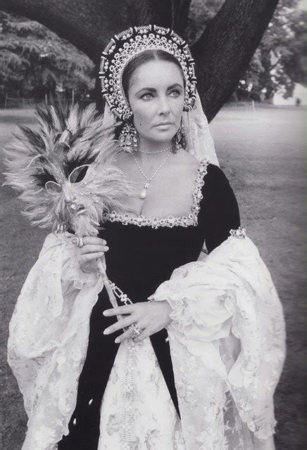 Elizabeth Taylor: La Peregrina Pearl