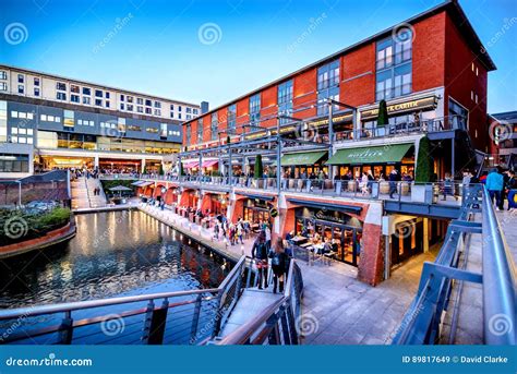 Birmingham Canal, the Mailbox Editorial Stock Image - Image of cafe, water: 89817649