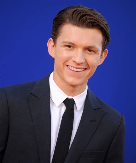 Tom Holland haircut: Everything You Need to Know - Human Hair Exim