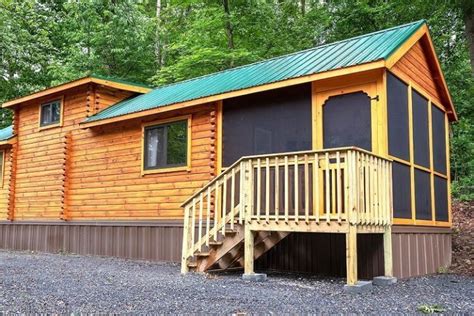 Sixteen of the Best Park Model Cabins for you to Buy Right Now - Log ...