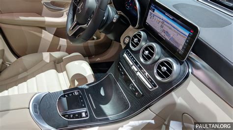 W205 Mercedes-Benz C-Class facelift interior previewed by GLC F-Cell ...