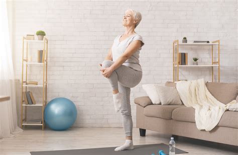 10 Balance Exercises for Seniors That You Can Do at Home — Snug Safety