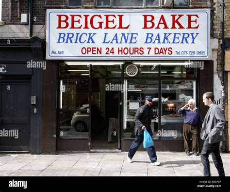 Beigel shop brick lane london hi-res stock photography and images - Alamy