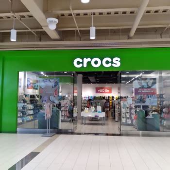 Crocs at Palisades Mall 10994