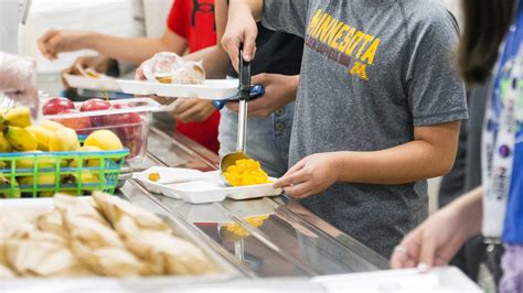 Wisconsin districts seek solutions as school lunch quality comes under fire