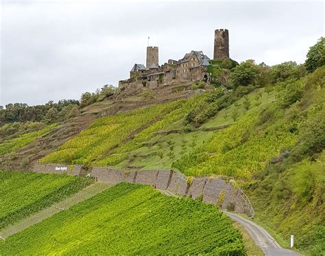 ปักพินโดย CastleHunting ใน Germany, Rhineland-Palatinate