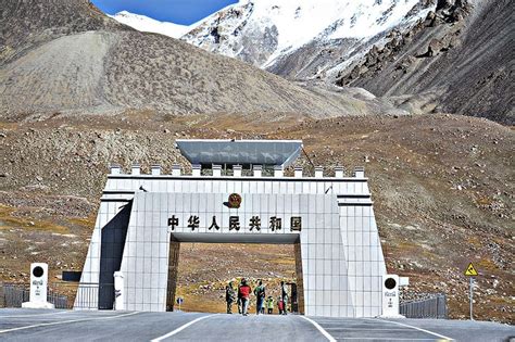 Pakistan-China border crossing via Khunjerab Pass closed - Business ...