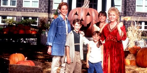 Halloweentown Is More Than a Seasonal Franchise | CBR