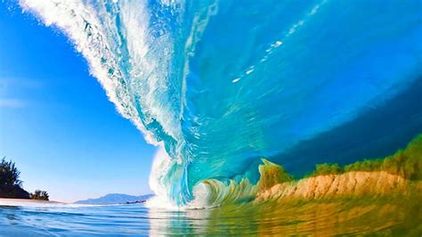 Big Blue, sunny morning, Hawaii, ocean, surf, bonito, wave, beach, sand ...