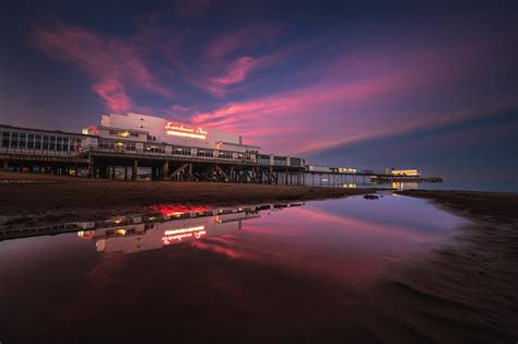 Glass Placemat - Sandown Pier Sunset | Chad Powell Photography