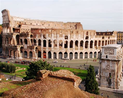 The grand architecture of the ancient Roman Colosseum. Photographer: Alvin dela Pena | Cool ...