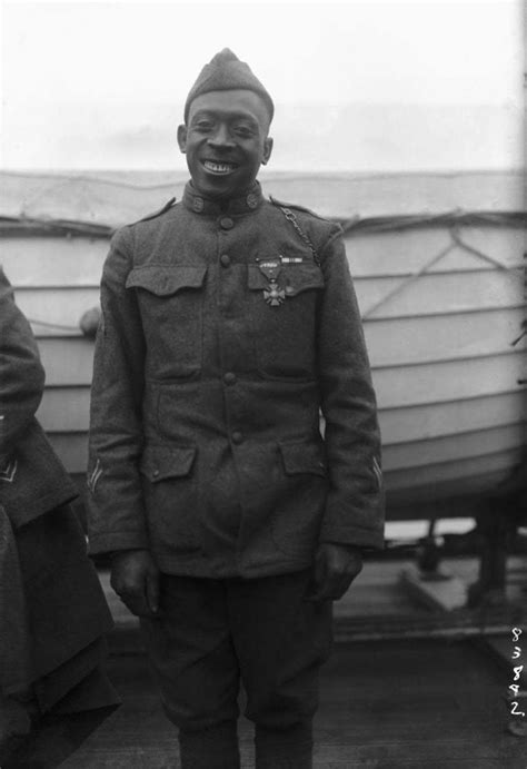 Long-delayed Medal of Honor awarded to Harlem Hellfighters' Sgt. Henry Johnson displayed in New ...