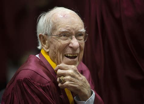 Death of Dr. Charles E. Kernodle Jr. ’38 | Today at Elon | Elon University