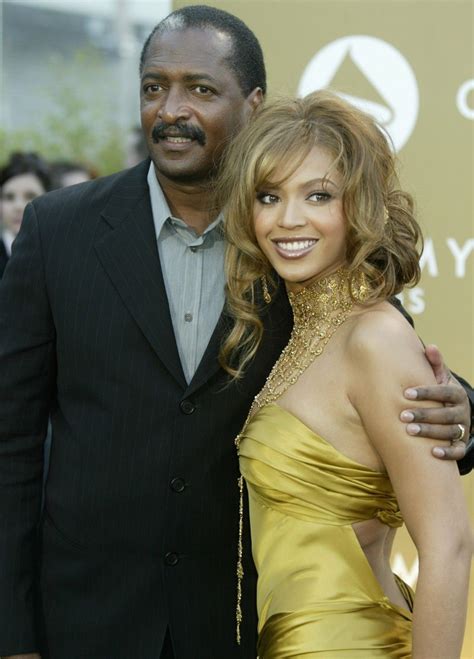 Beyonce's Daddy Issues : How Her Father Stole From Her | IBTimes