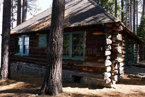 Log cabin at Lake Tahoe stock photo. Image of outdoors - 161513716