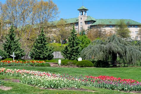 Hershey Gardens: Sweet PA Botanical Garden - Reverberations