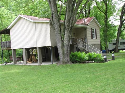 Hinton WV 2 bedroom cabin on Greenbrier River UPDATED 2022 ...