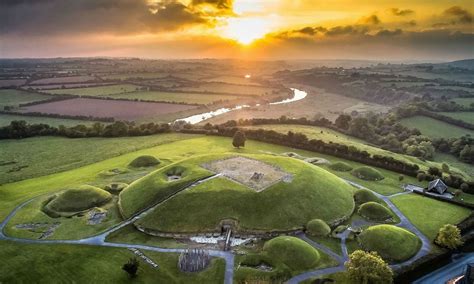 Brú na Bóinne | Ireland.com