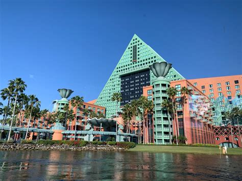 Review: Walt Disney World Dolphin Hotel (Orlando, Florida) - Flying High On Points