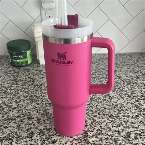 Hot Pink Stanley Cup 40oz w/ Handle in 2023 | Stanley, Stanley cup ...