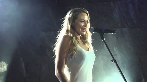 Jewel Singing live @givit - YouTube